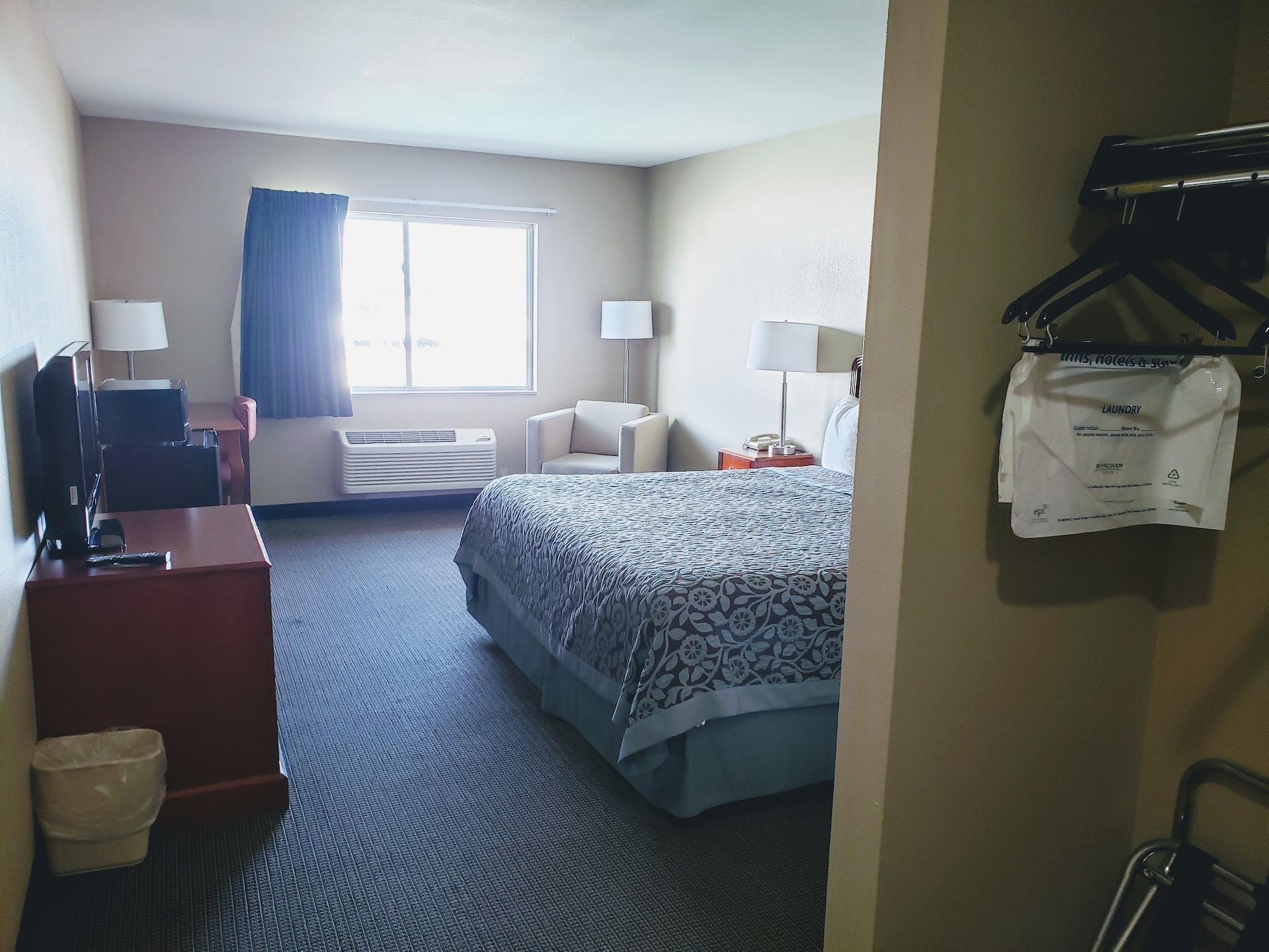 Days Inn & Suites By Wyndham Of Morris Eksteriør billede