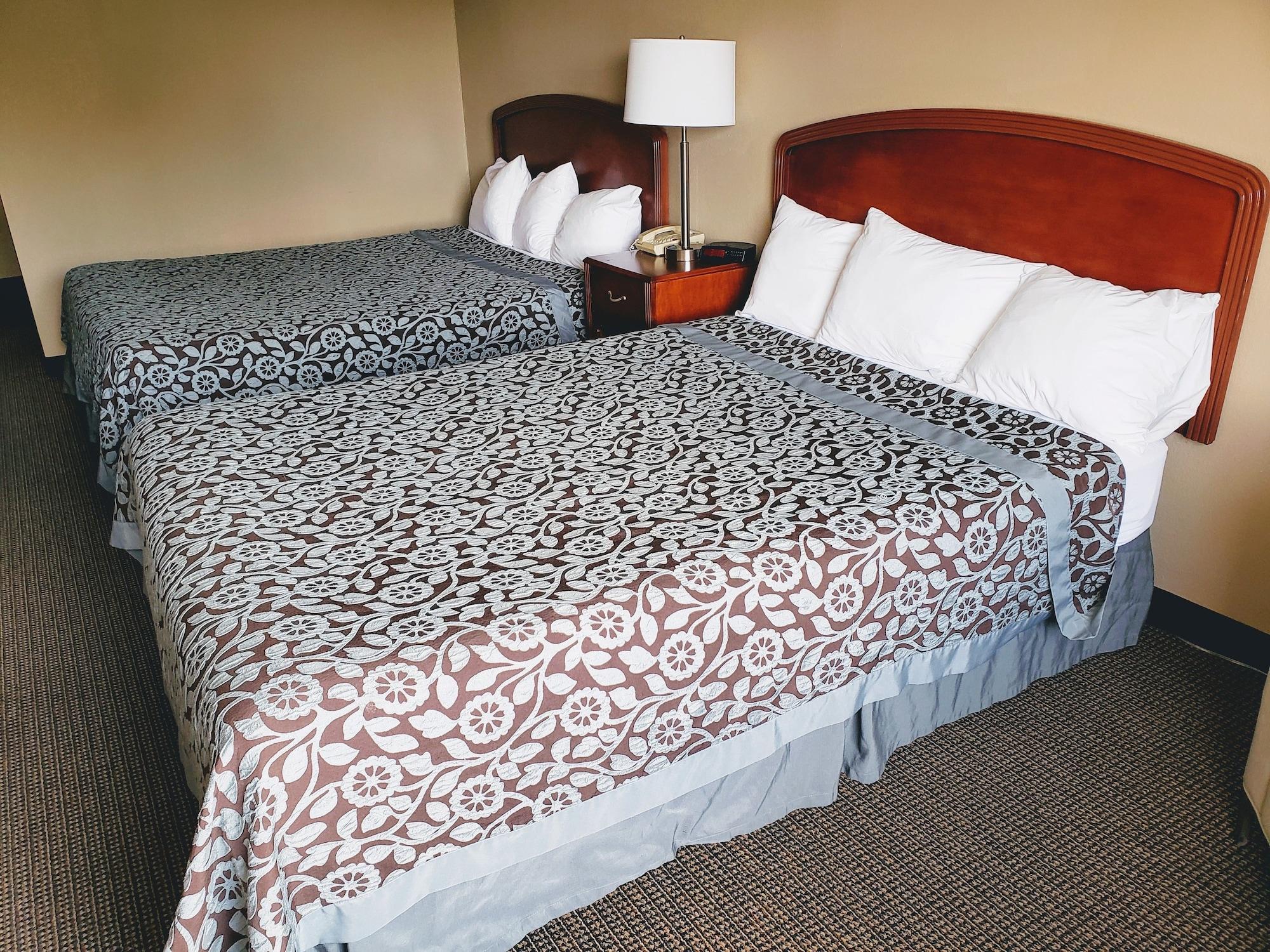 Days Inn & Suites By Wyndham Of Morris Eksteriør billede