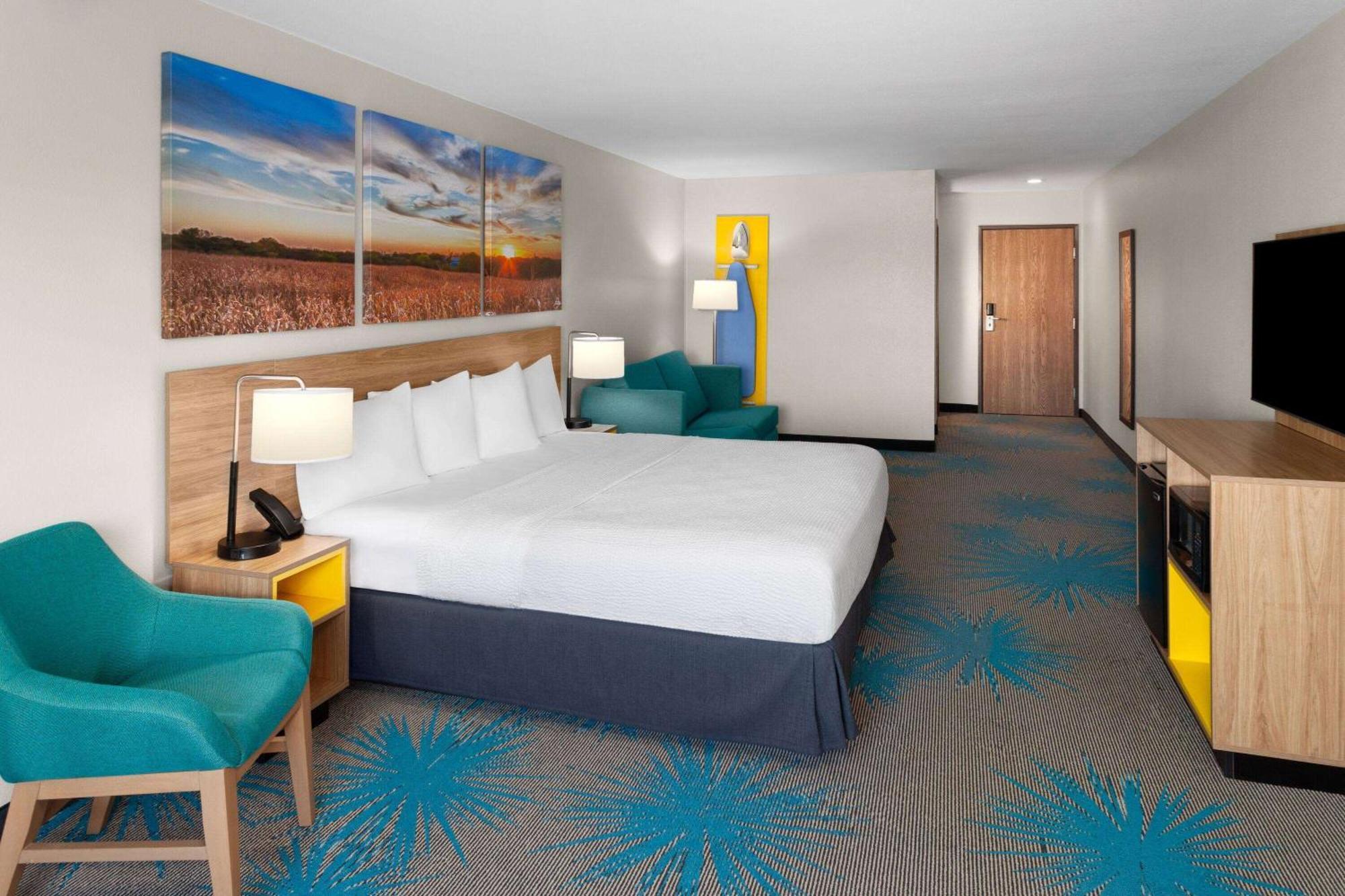 Days Inn & Suites By Wyndham Of Morris Eksteriør billede